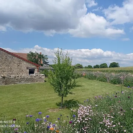 Charmante Maison à Avec Jardin Privé - Fr-1-489-363 Séjour à la campagne Taxat-Senat