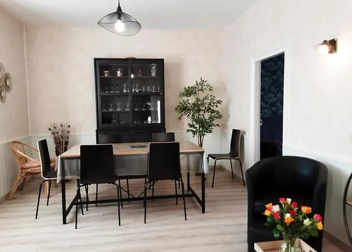 Renovee Avec Terrasse Et Jardin - Fr-1-489-363 Feriehus