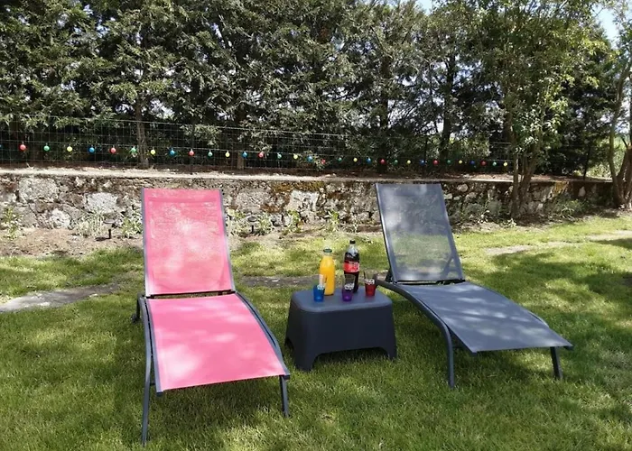 Renovee Avec Terrasse Et Jardin - Fr-1-489-363 Feriehus